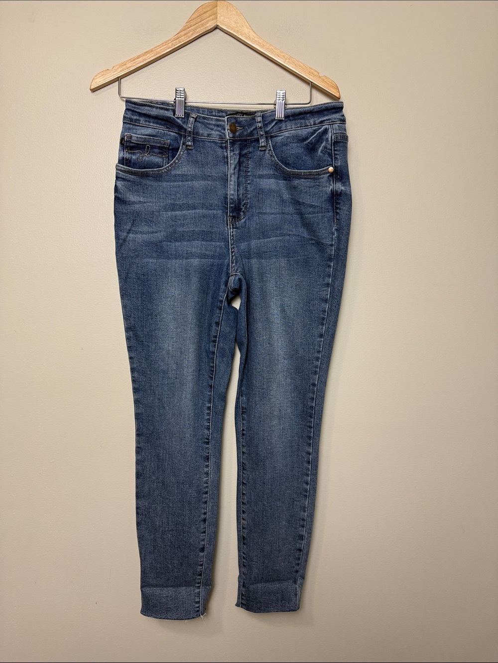 Judy Blue Women’s Blue Stretch Skinny Jeans size 29